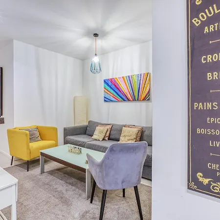 Apartment Contemporary 2-bedroom Escape