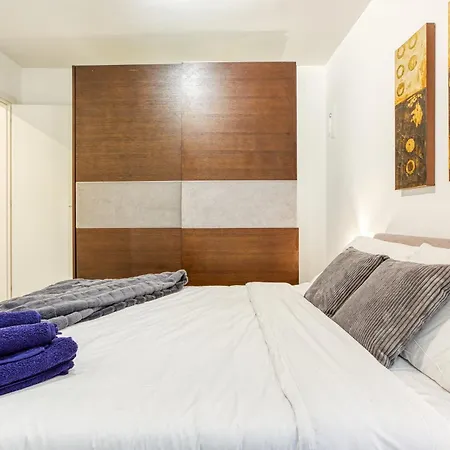 Contemporary 2-bedroom Escape Lejlighed *